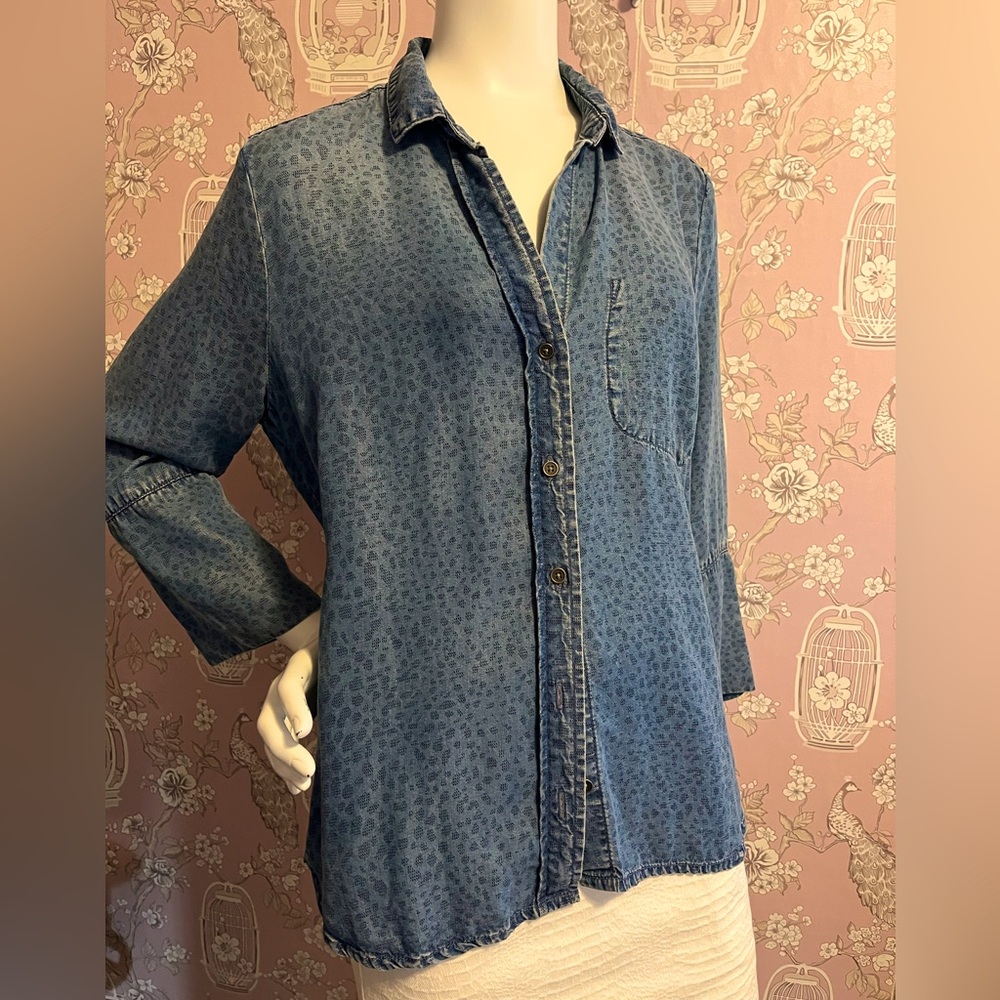 Bella Dahl Textured Blue Denim Shirt